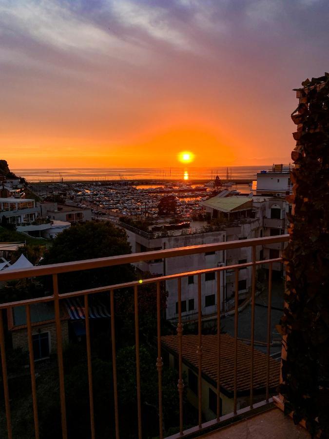 Quasi In Porto Bed & Breakfast อากรอโปลี ภายนอก รูปภาพ