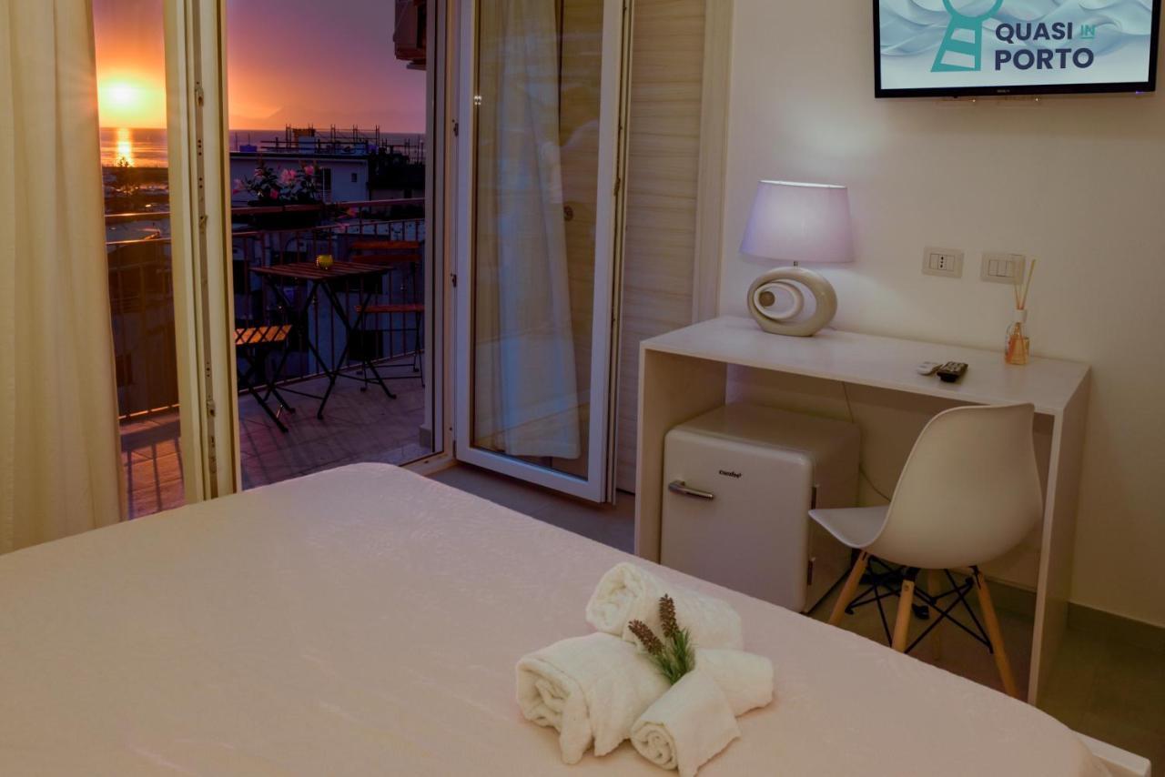 Quasi In Porto Bed & Breakfast อากรอโปลี ภายนอก รูปภาพ