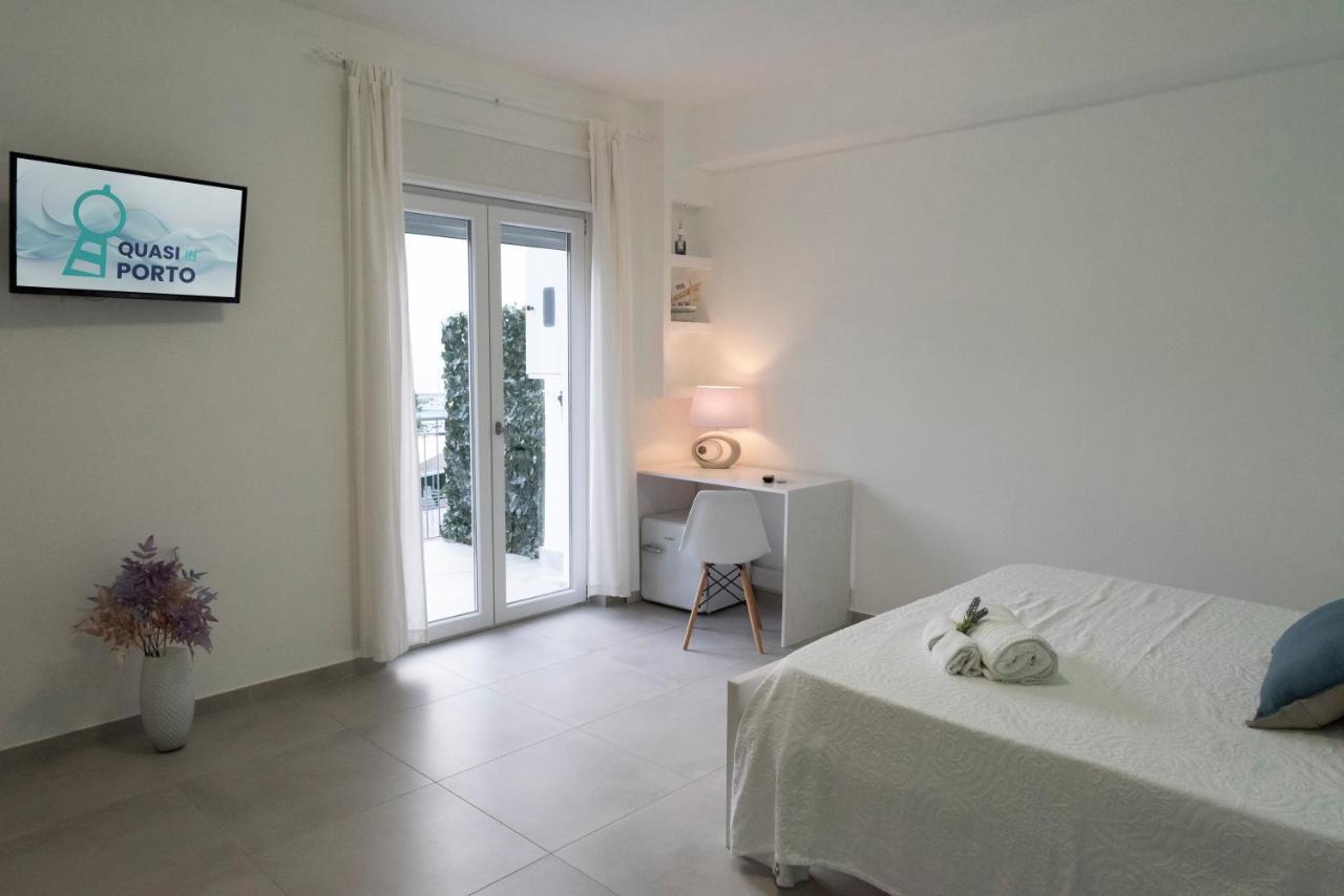 Quasi In Porto Bed & Breakfast อากรอโปลี ภายนอก รูปภาพ